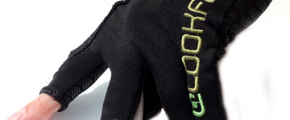 Exposed fingers: not the coolest design in the world, but really helps the whole urinating process along.