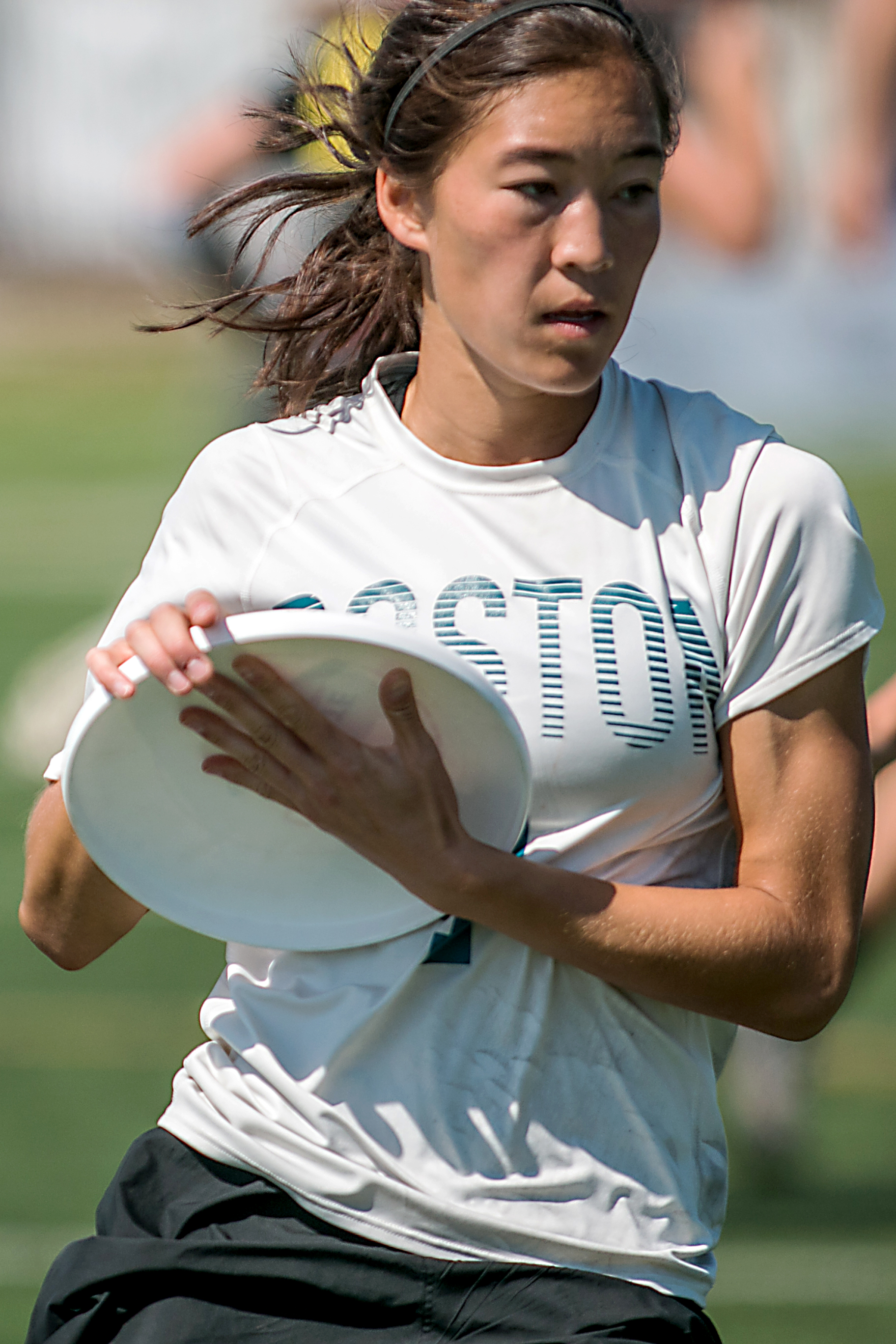 FRISCO, TX: Lien Hoffmann (Brute Squad #4) catches a disc against Riot. USA Ultimate National Championships. Finals. October 4, 2015. © Daniel Thai / for UltiPhotos.com.